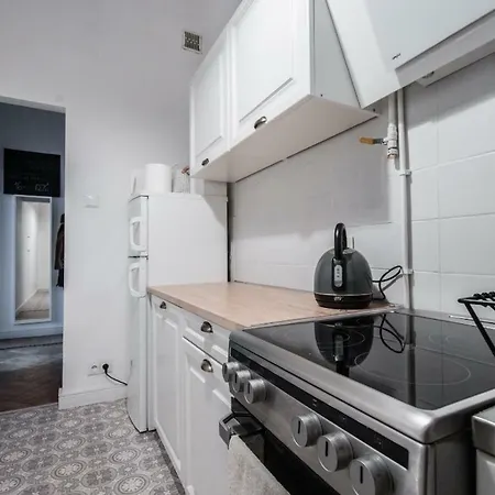 Apartment Studio Plac Trzech Krzyzy